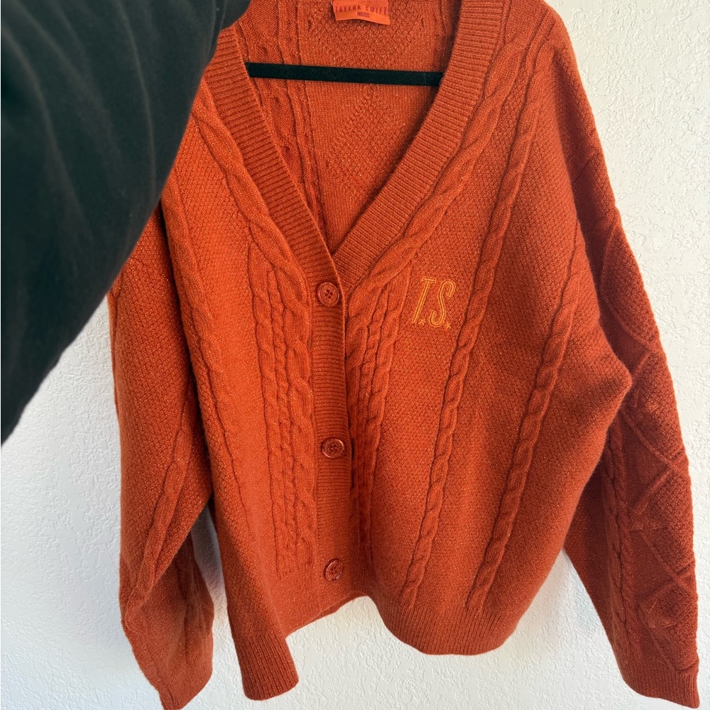 Official Taylor Swift Life of a Showgirl cardigan including original box and CD